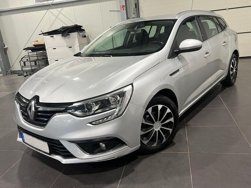 Grau Gebraucht 2019 Renault Mégane GrandTour Kombi | 8.995 € (Fairer Preis) - Bild 1/4