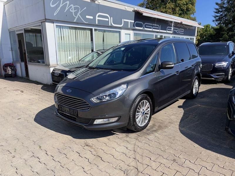 Grau Gebraucht 2019 Ford Galaxy Titanium Van / Kleinbus | 17.990 € (Guter Preis) - Bild 1/4