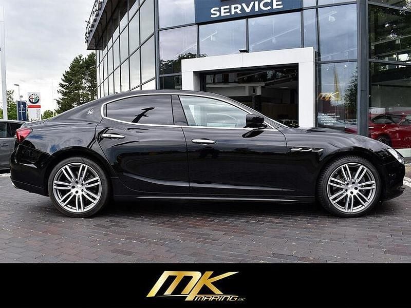 Gebraucht Maserati Ghibli 409 PS (300 kW) 2017 Schwarz Coupé