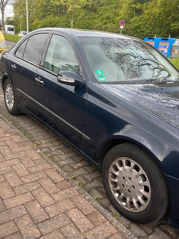 Usata Mercedes E240 2004 Blu Berlina