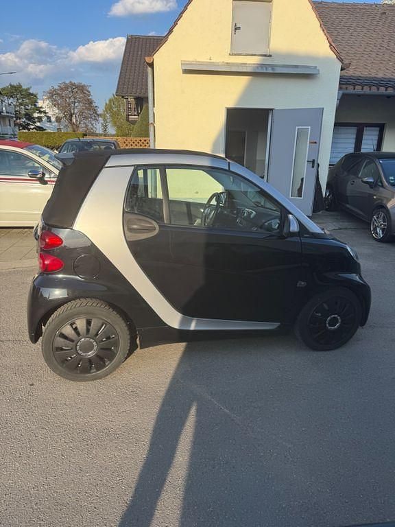 Używany Smart ForTwo Cabrio 71 KM (52 kW) 2011 Czarny Kabriolet