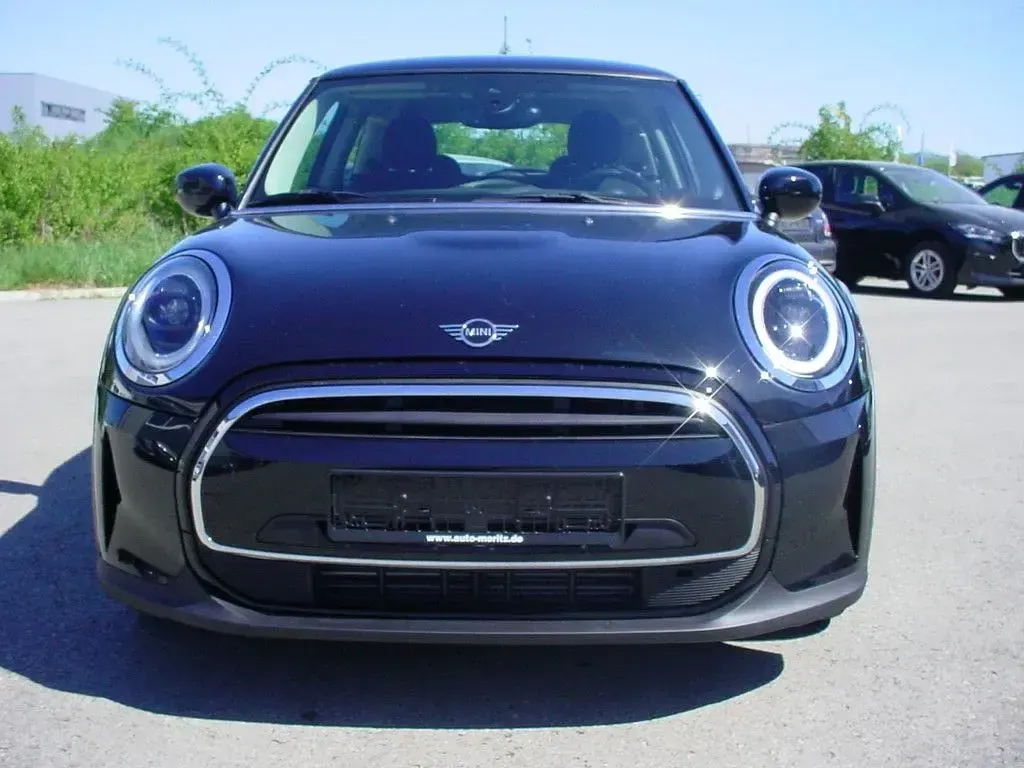 Second-hand Mini Cooper 136 CP (100 kW) 2023 Negru Hatchback