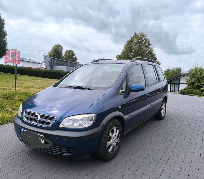 Andere farben Gebraucht 2001 Opel Zafira Njoy Van / Kleinbus | 2.100 € (Fairer Preis) - Bild 1/4