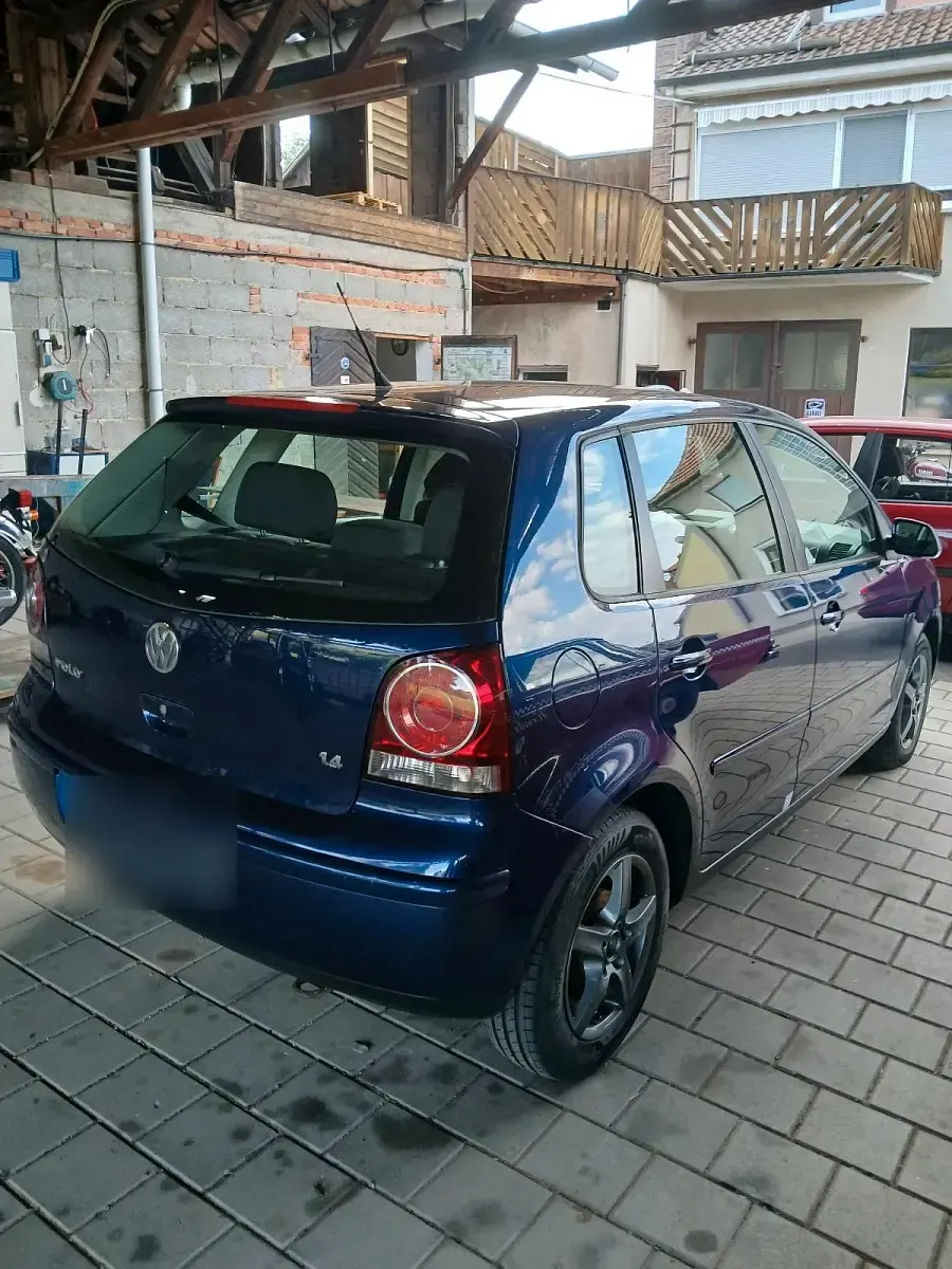 Gebraucht VW Polo 75 PS (55 kW) 2005 Blau Kleinwagen