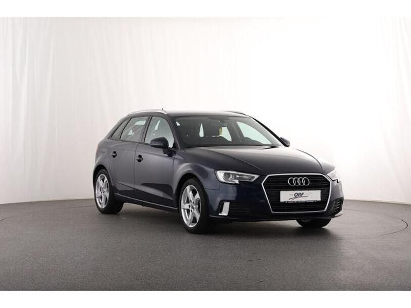 Gebraucht Audi A3 Sport 116 PS (85 kW) 2018 Andere Limousine