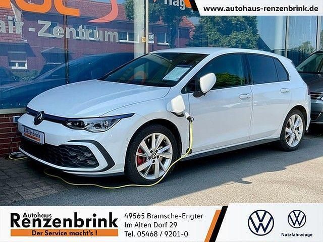 Weiß Gebraucht 2021 VW Golf VIII GTE Limousine | 27.990 € (Teuer) - Bild 1/2