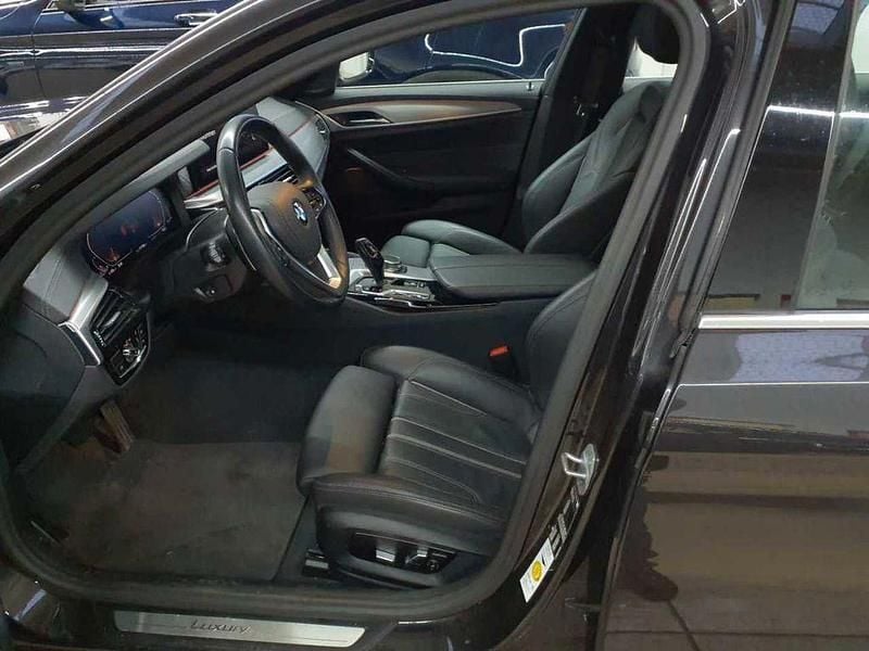 Gebraucht BMW 530 Luxury Line 286 PS (210 kW) 2022 Sophistograu brillanteffekt metallic Limousine