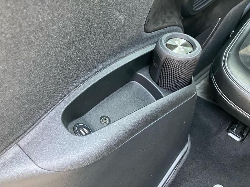 Gebraucht Micro Microlino 13 kW (18 PS) 2024 Weiß Kleinwagen