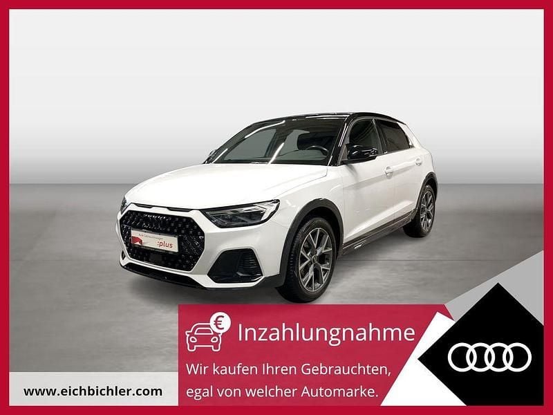 Gletscherweiß Gebraucht 2023 Audi A1 Ambiente Kleinwagen | 26.420 € (Fairer Preis) - Bild 1/4