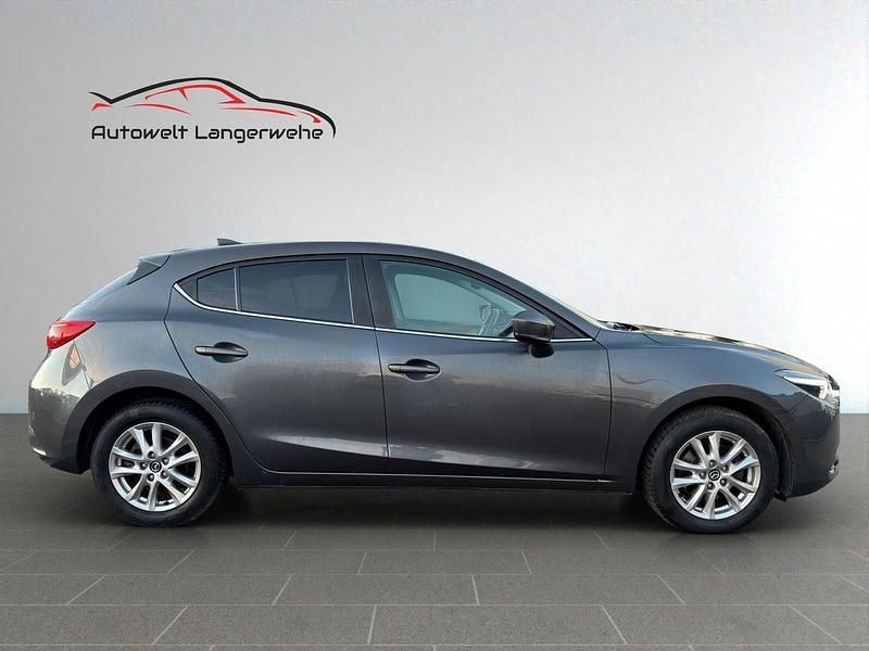 Gebraucht Mazda 3 Exclusive-Line 120 PS (88 kW) 2017 Grau Limousine