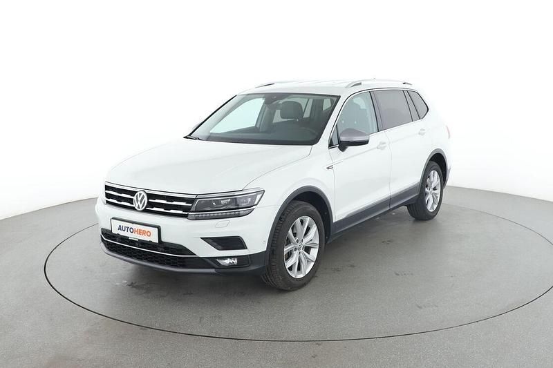 Weiß Gebraucht 2021 VW Tiguan Allspace Highline SUV | 29.630 € (Guter Preis) - Bild 1/3