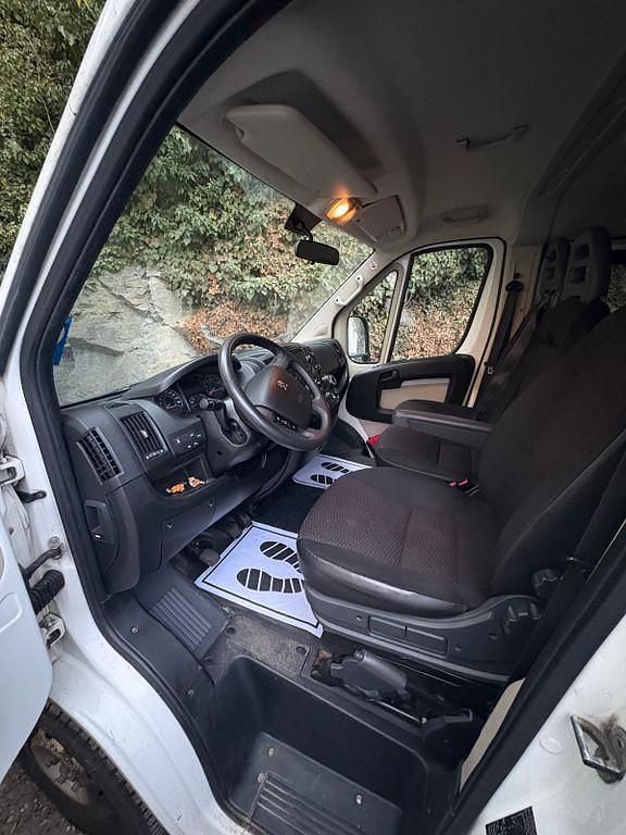 Gebraucht Peugeot Boxer 150 PS (110 kW) 2014 Schwarz Van