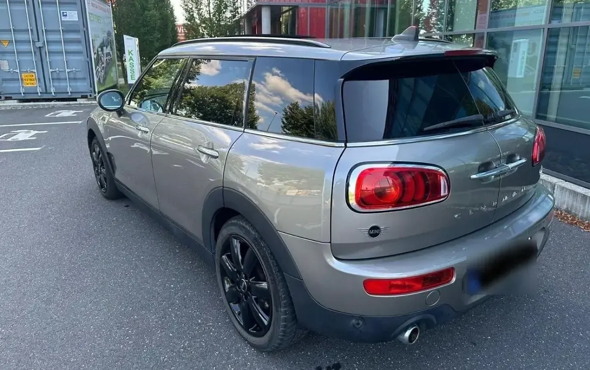 Usata Mini ONE 102 CV (75 kW) 2019 Grigio Utilitaria
