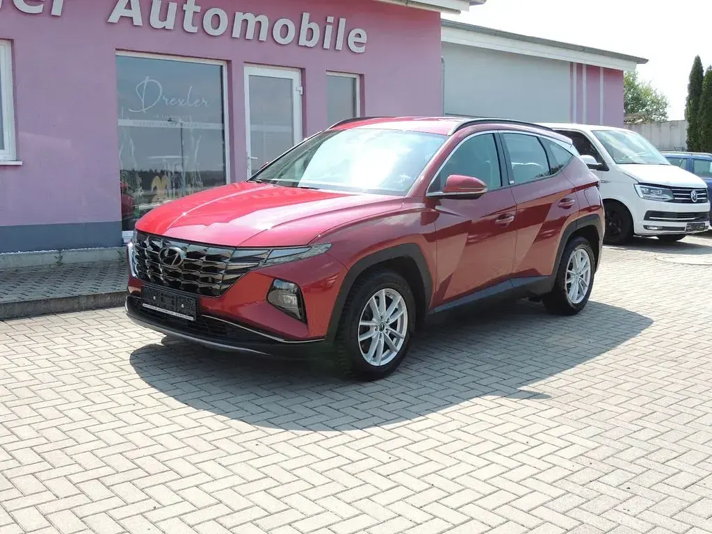 Gebraucht Hyundai Tucson Select 150 PS (110 kW) 2021 Rot SUV