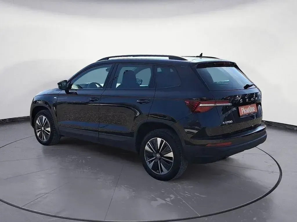 Gebraucht Skoda Karoq Tour 150 PS (110 kW) 2022 Schwarz SUV