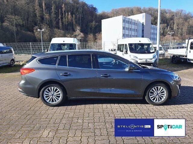 Gebraucht Ford Focus Titanium S 155 PS (114 kW) 2022 Schwarz Kombi