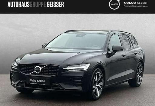 Gebraucht Volvo V60 Plus 197 PS (144 kW) 2025 Onyx schwarz Kombi