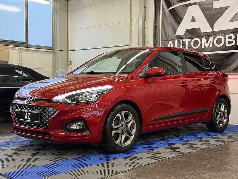 Rot Gebraucht 2019 Hyundai i20 Style Limousine | 13.790 € (Fairer Preis) - Bild 1/4