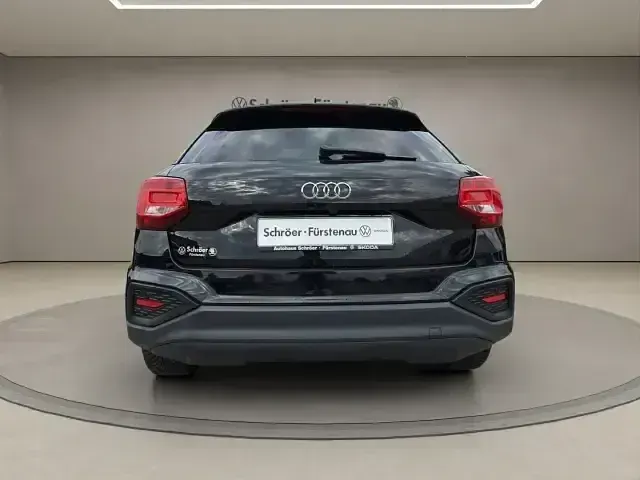 Gebraucht Audi Q2 Advanced 150 PS (110 kW) 2022 Schwarz SUV