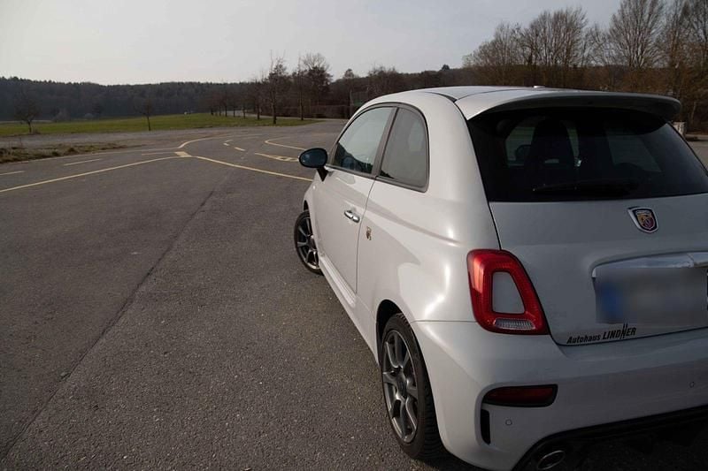 Usata Abarth 595 165 CV (121 kW) 2022 Grigio Utilitaria