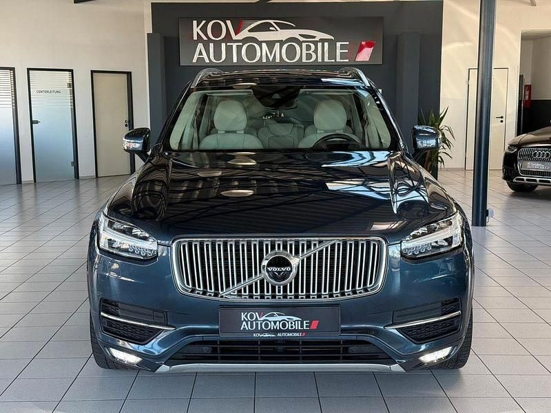 Blau Gebraucht 2018 Volvo XC90 Inscription SUV | 25.900 € (Superpreis) - Bild 1/4