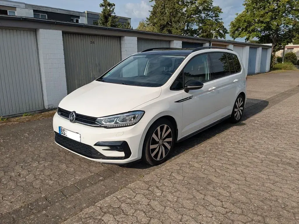 Gebraucht VW Touran R-line 179 PS (131 kW) 2018 Weiß Van / Kleinbus