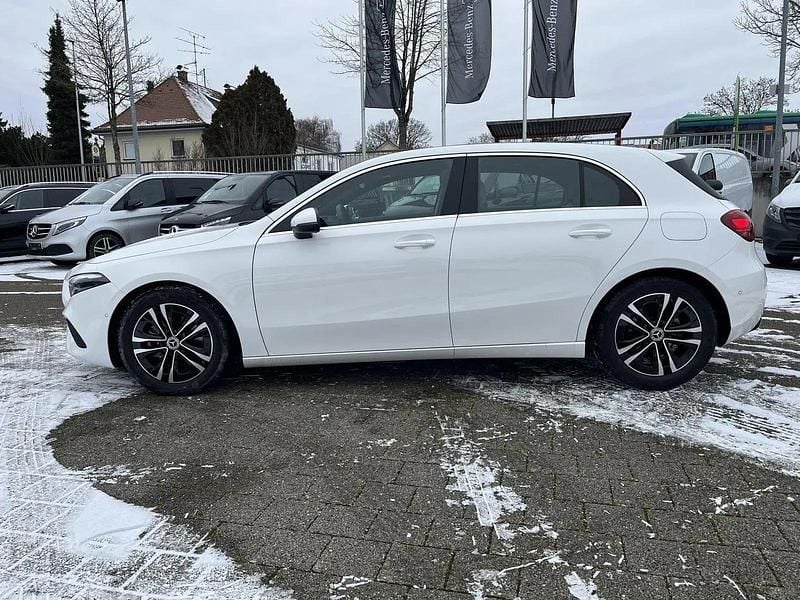 Gebraucht Mercedes A180 Progressive 136 PS (100 kW) 2024 Weiß Limousine