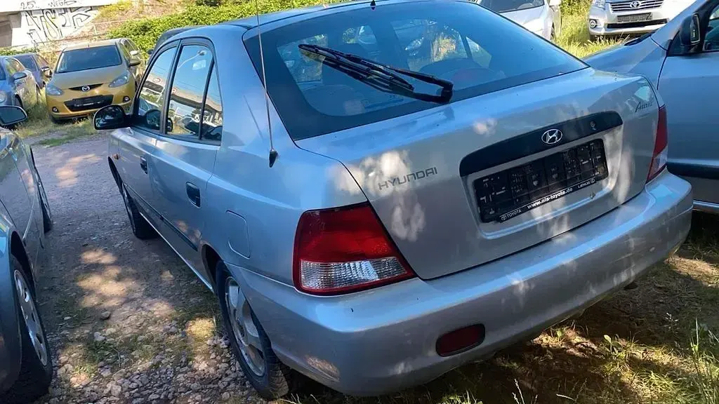 Gebraucht Hyundai Accent GLS 86 PS (63 kW) 2002 Grau Limousine