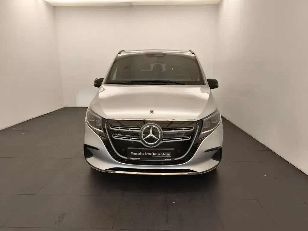 Gebraucht Mercedes EQV300 69 kW (95 PS) 2025 Hightechsilber metallic Van / Kleinbus