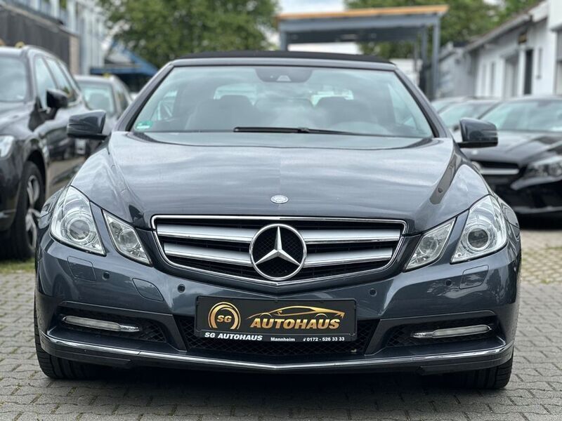Tenoritgrau metalliclack Gebraucht 2012 Mercedes E250 Cabrio | 16.999 € (Fairer Preis) - Bild 1/4