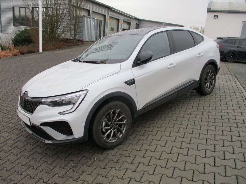 Weiß Gebraucht 2024 Renault Arkana Esprit Alpine SUV | 28.700 € (Teuer) - Bild 1/4