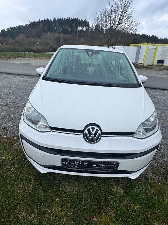 Gebraucht VW up! 60 PS (44 kW) 2018 Weiß Kleinwagen