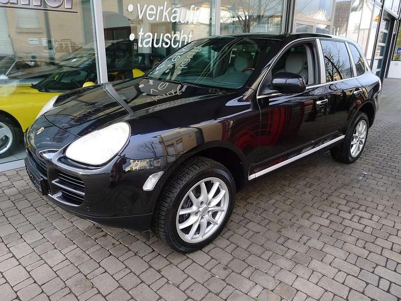 Second-hand Porsche Cayenne 250 CP (183 kW) 2005 Negru SUV