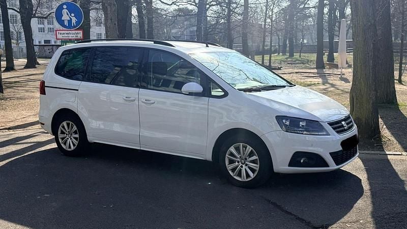 Gebraucht Seat Alhambra 150 PS (110 kW) 2017 Weiß Van / Kleinbus