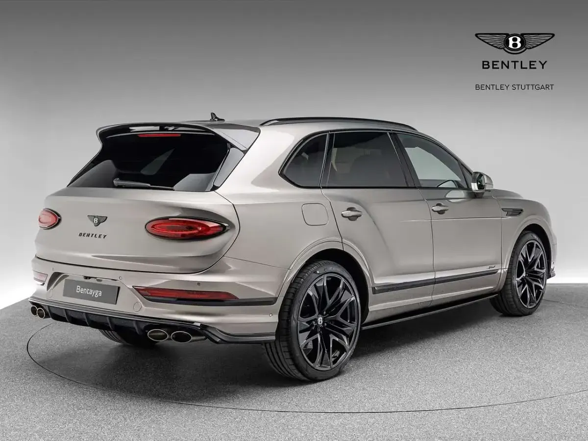 Neu Bentley Bentayga 649 PS (477 kW) 2026 Pale brodgar SUV