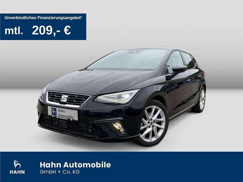 Mitternachtsschwarz Gebraucht 2024 Seat Ibiza FR Limousine | 21.430 € (Fairer Preis) - Bild 1/3