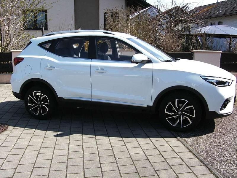 Gebraucht MG ZS Luxury 111 PS (81 kW) 2024 Weiß SUV