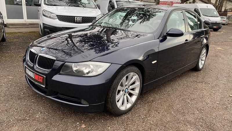 Gebraucht BMW 318 129 PS (94 kW) 2005 Blau Limousine