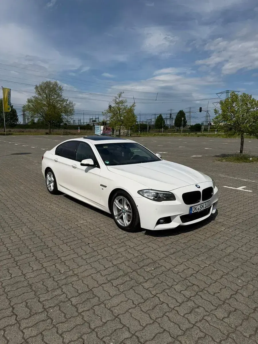 Gebraucht BMW 528 M Sport 245 PS (180 kW) 2015 Weiß Limousine