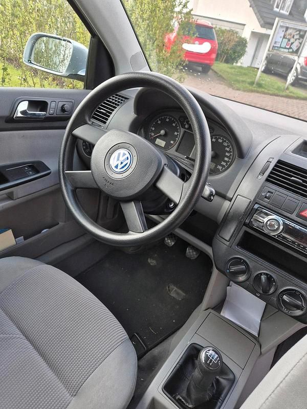 Gebraucht VW Polo 61 PS (44 kW) 2001 Grau Kleinwagen