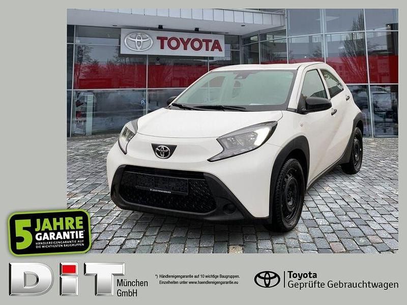 Super white 2 Gebraucht 2022 Toyota Aygo Kleinwagen | 14.990 € (Fairer Preis) - Bild 1/4