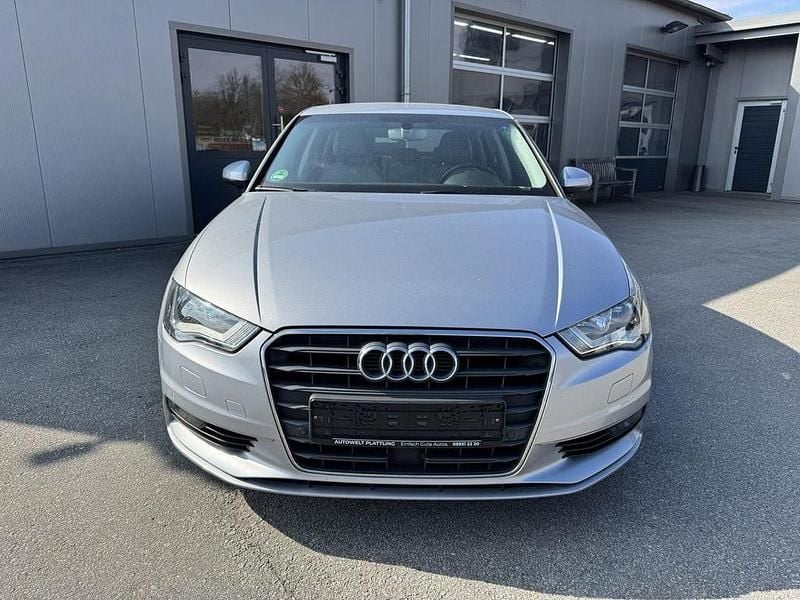Gebraucht Audi A3 Ambiente 150 PS (110 kW) 2016 Silber Limousine