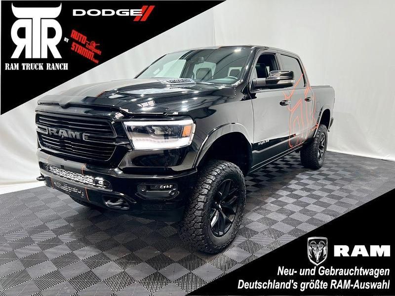 Diamond black crystal p/c Gebraucht 2020 Dodge Ram Abholung | 69.900 € - Bild 1/4