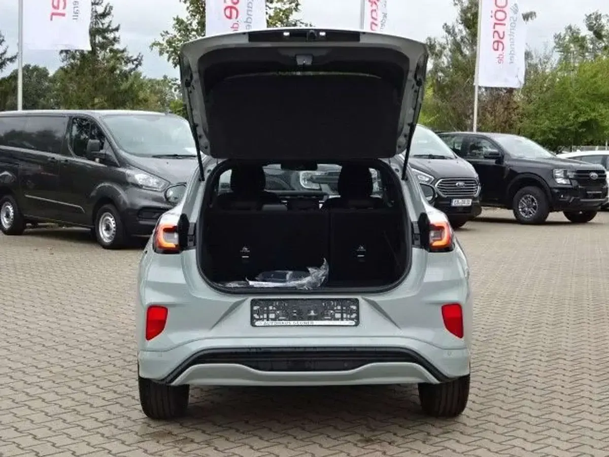 Neu Ford Puma ST-Line 125 PS (91 kW) 2025 Cactus grey SUV