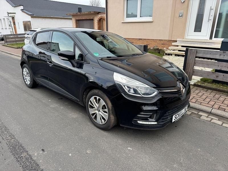Gebraucht Renault Clio IV 75 PS (55 kW) 2017 Schwarz Kleinwagen