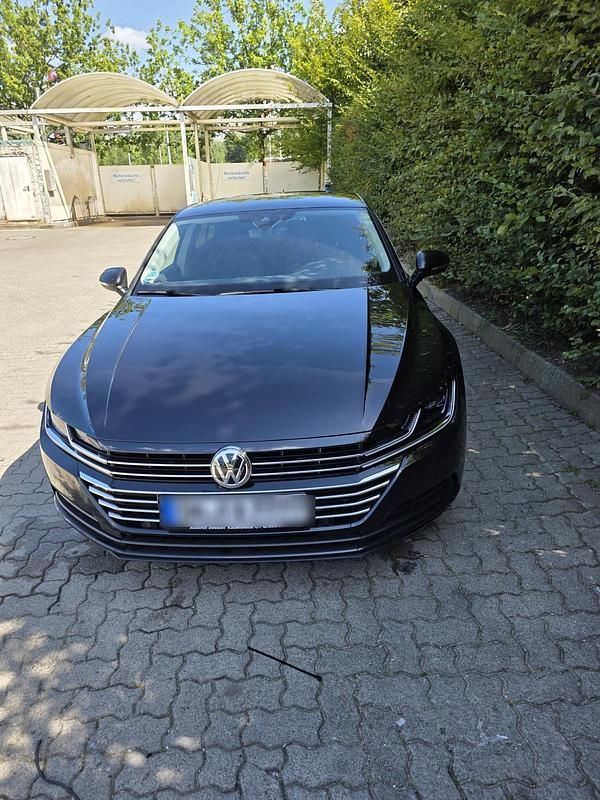 Schwarz Gebraucht 2018 VW Arteon Limousine | 23.000 € (Guter Preis) - Bild 1/4