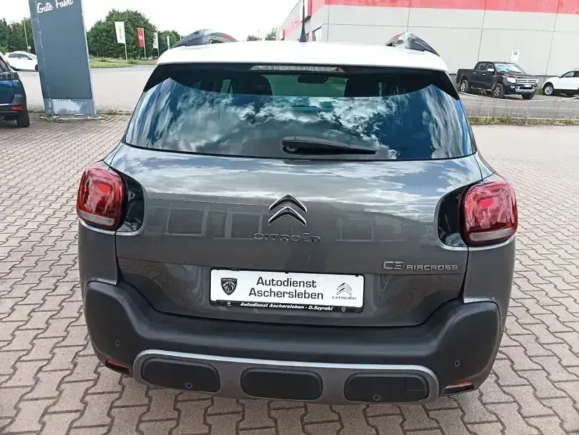 Gebraucht Citroën C3 Aircross PureTech 110 PS (80 kW) 2023 Lackierung platiniumgrau (metallic) SUV