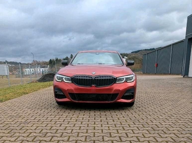 Gebraucht BMW 330 M Sport 265 PS (194 kW) 2020 Orange Limousine