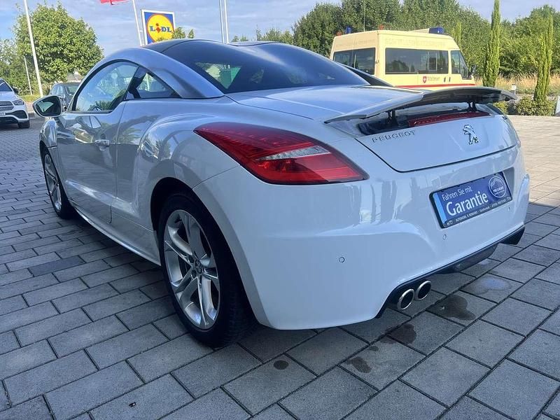 Gebraucht Peugeot RCZ 156 PS (114 kW) 2010 Lackierung weiss opale/deckend Coupé