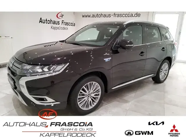Gebraucht Mitsubishi Outlander P-HEV Plus 224 PS (164 kW) 2021 SUV